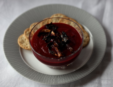 beetroot and roasted red onion soup