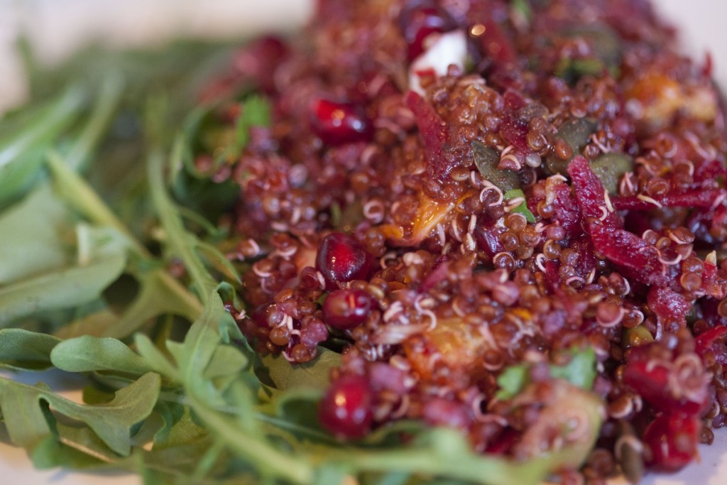 quinoa pomegranat esalad